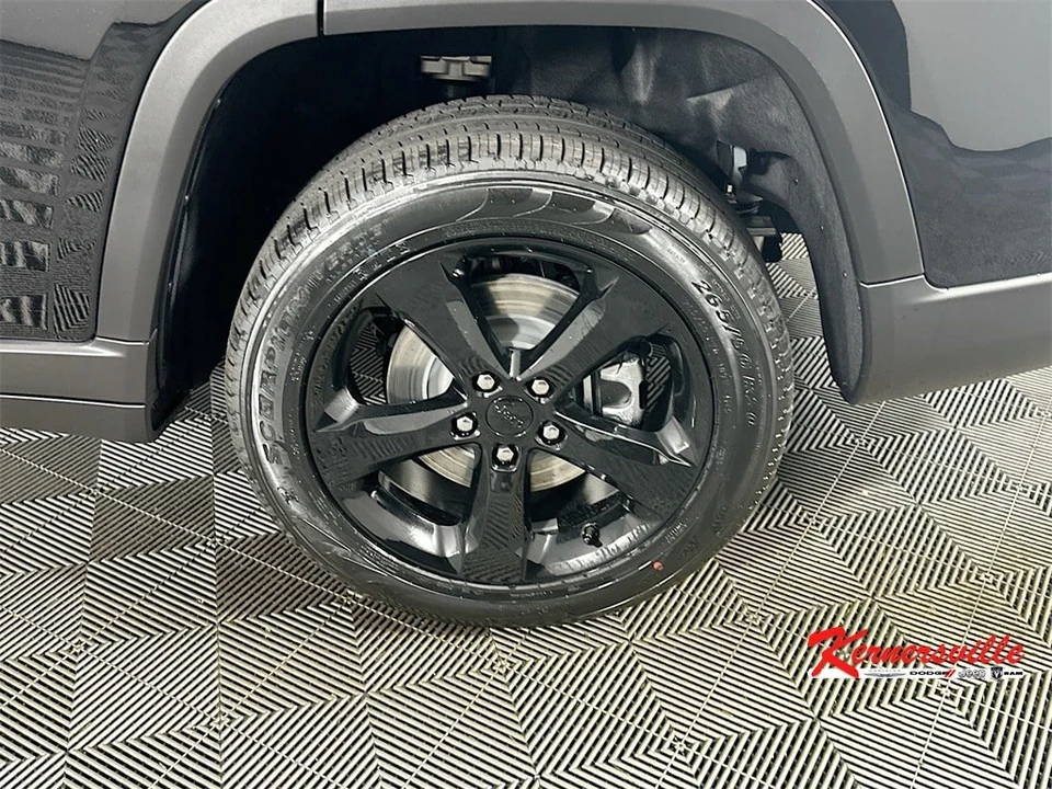 2025 Jeep WL Grand Cherokee - Image 17 of 21