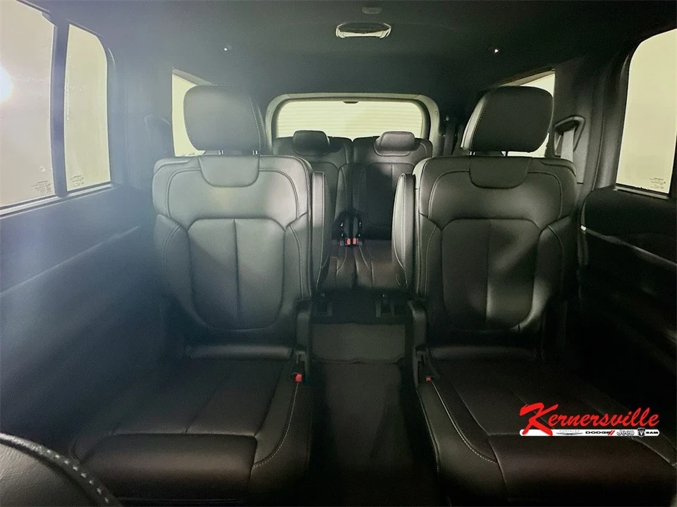 2025 Jeep KL Cherokee - Image 10 of 21