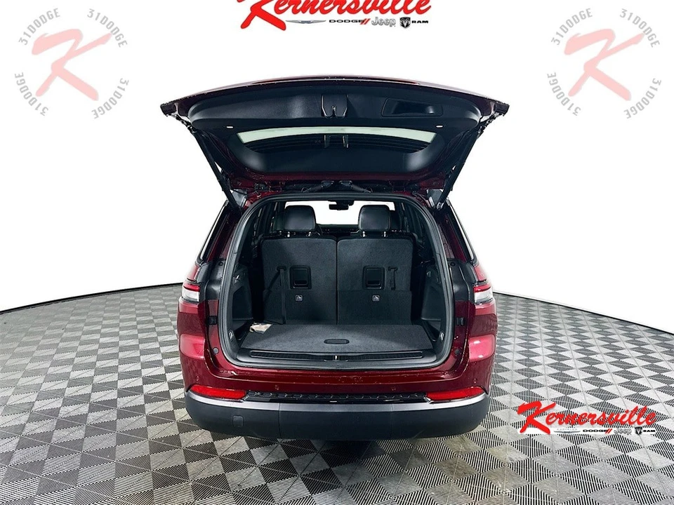 2025 Jeep WL Grand Cherokee - Image 16 of 21