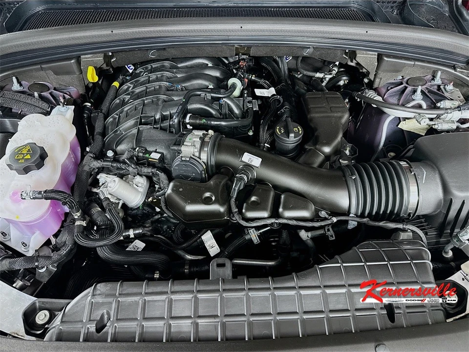2025 Jeep WL Grand Cherokee - Image 18 of 21