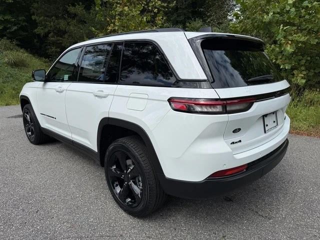 2025 Jeep KL Cherokee - Image 9 of 21
