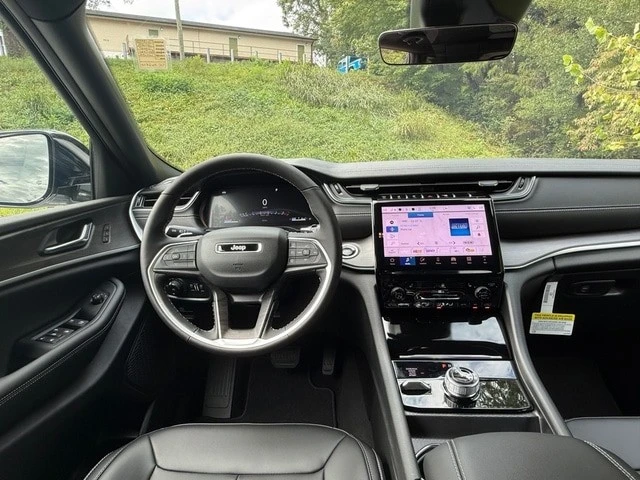 2025 Jeep KL Cherokee - Image 11 of 21