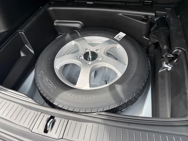2025 Jeep KL Cherokee - Image 20 of 21