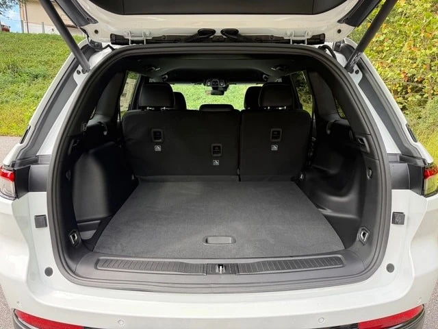 2025 Jeep WL Grand Cherokee - Image 18 of 21