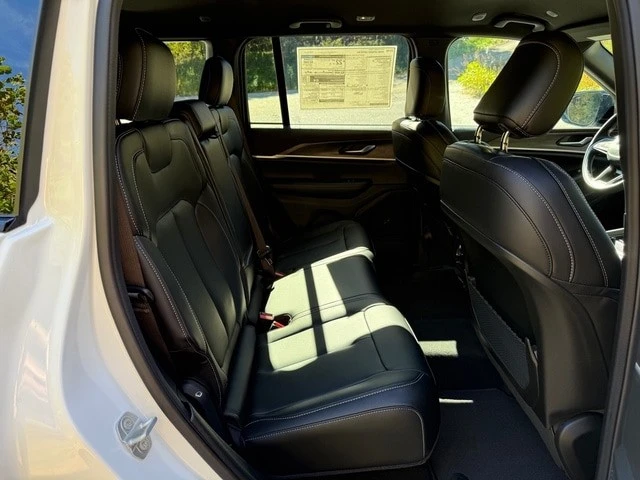 2025 Jeep KL Cherokee - Image 21 of 21