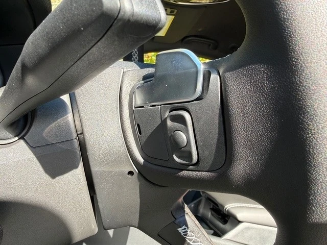 2025 Jeep KL Cherokee - Image 15 of 21
