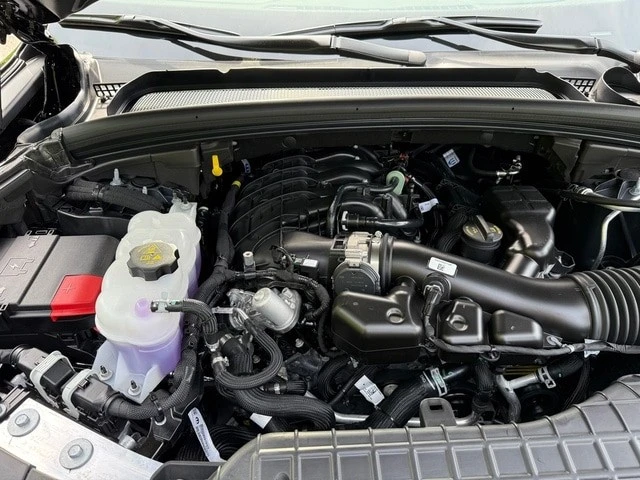 2025 Jeep WL Grand Cherokee - Image 10 of 21