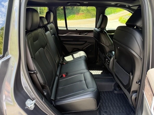 2025 Jeep WL Grand Cherokee - Image 19 of 31