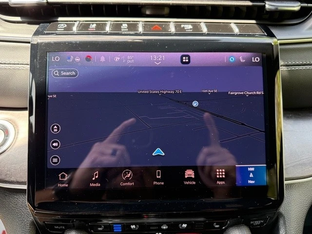 2025 Jeep WL Grand Cherokee - Image 25 of 31