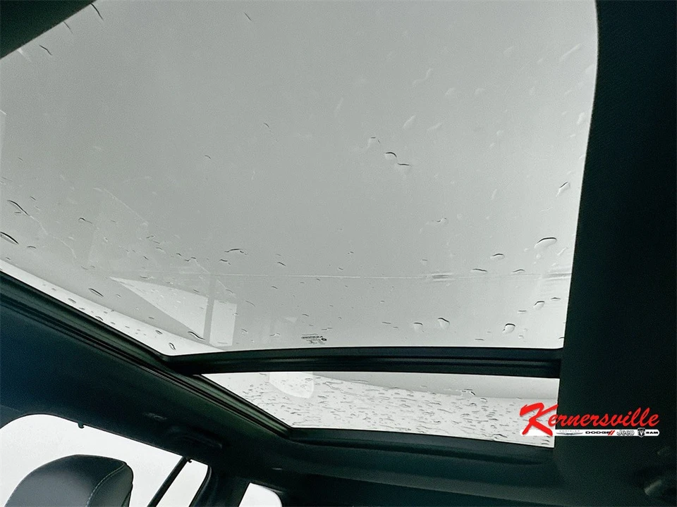 2025 Jeep WL Grand Cherokee - Image 14 of 21