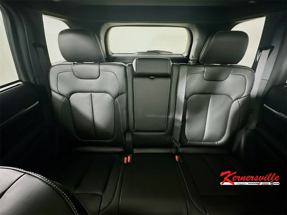 2025 Jeep WL Grand Cherokee - Image 10 of 12