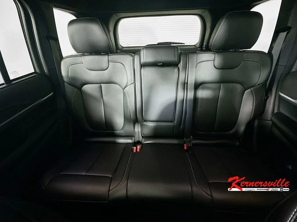 2025 Jeep WL Grand Cherokee - Image 10 of 12