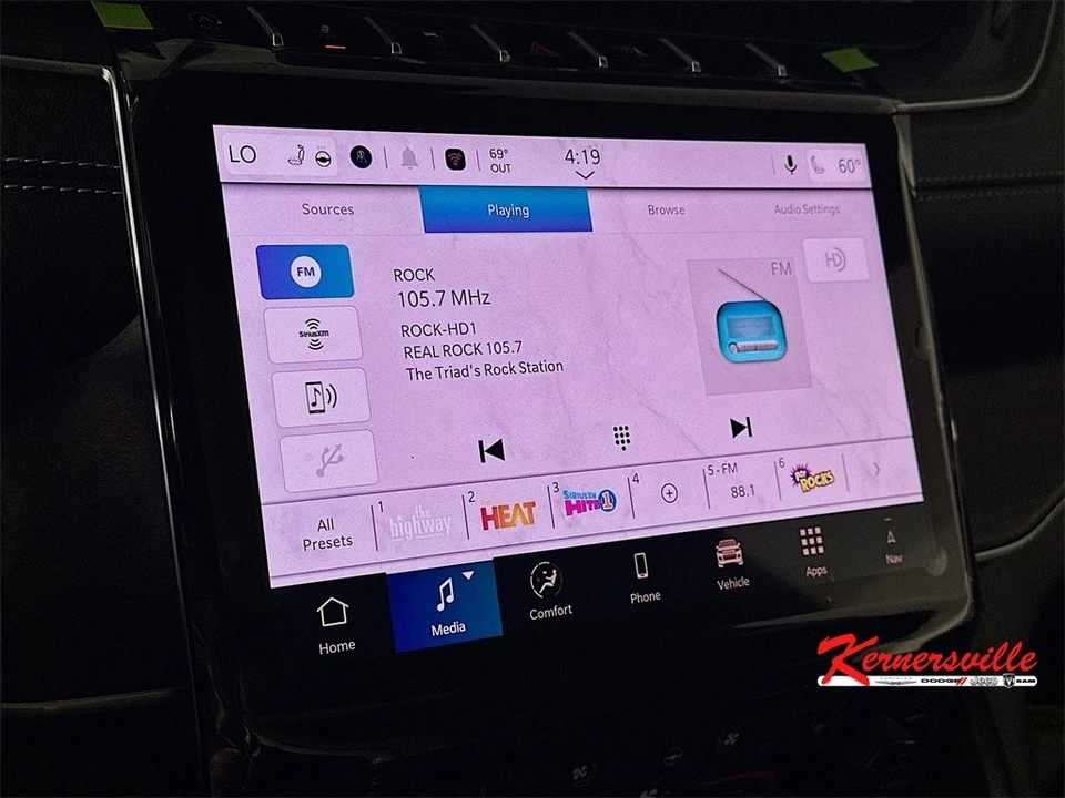 2025 Jeep WL Grand Cherokee - Image 13 of 21