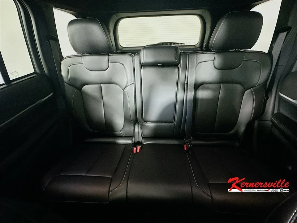 2025 Jeep KL Cherokee - Image 10 of 21