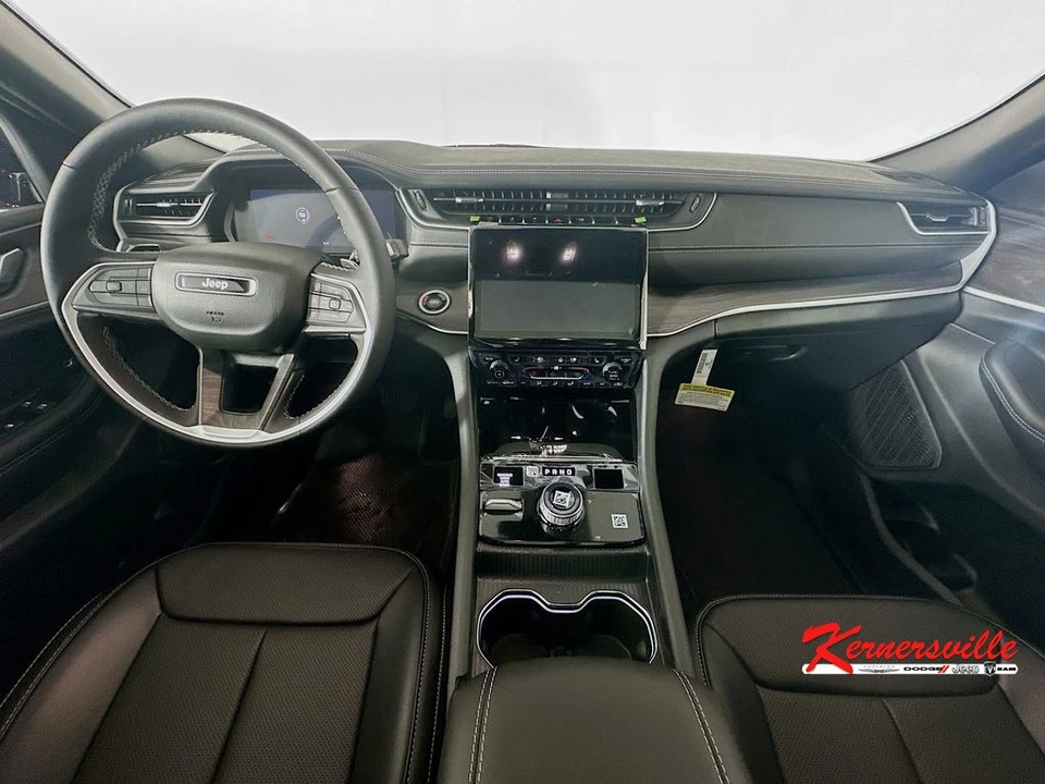2025 Jeep WL Grand Cherokee - Image 9 of 12