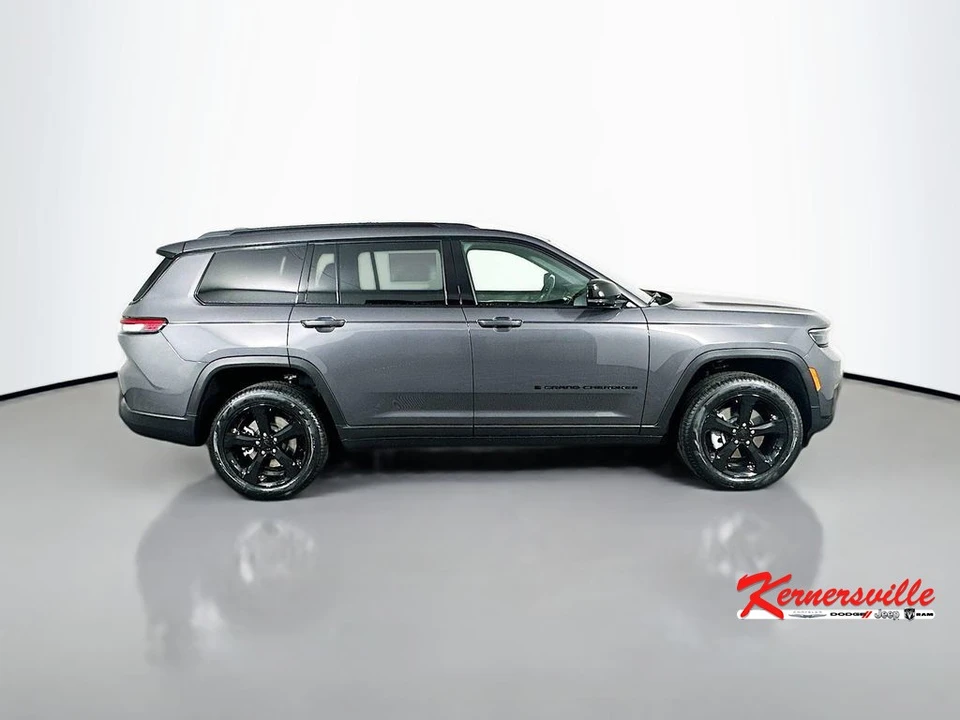 2025 Jeep WL Grand Cherokee - Image 8 of 12