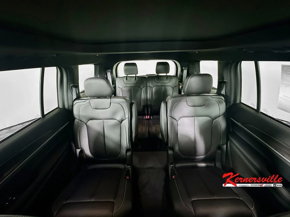 2025 Jeep WL Grand Cherokee - Image 10 of 12