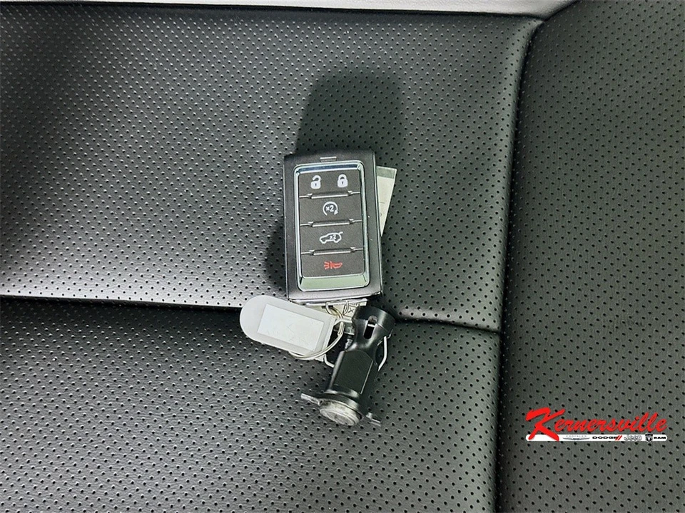 2025 Jeep KL Cherokee - Image 20 of 21
