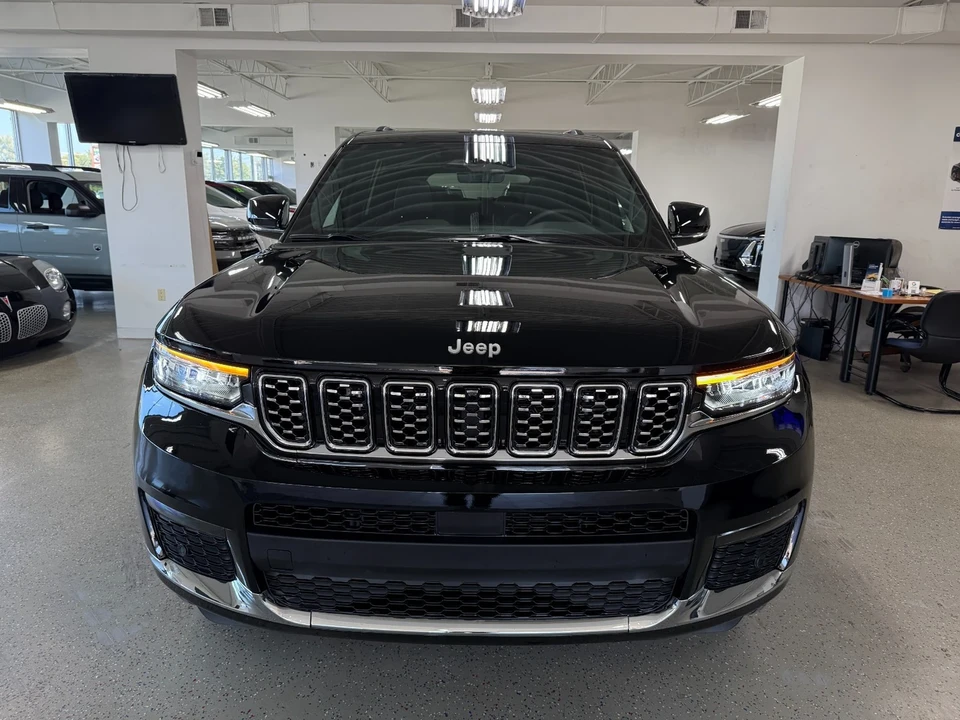 2025 Jeep WL Grand Cherokee - Image 2 of 21