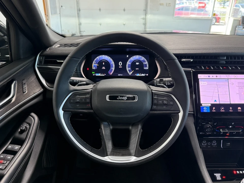 2025 Jeep WL Grand Cherokee - Image 14 of 21