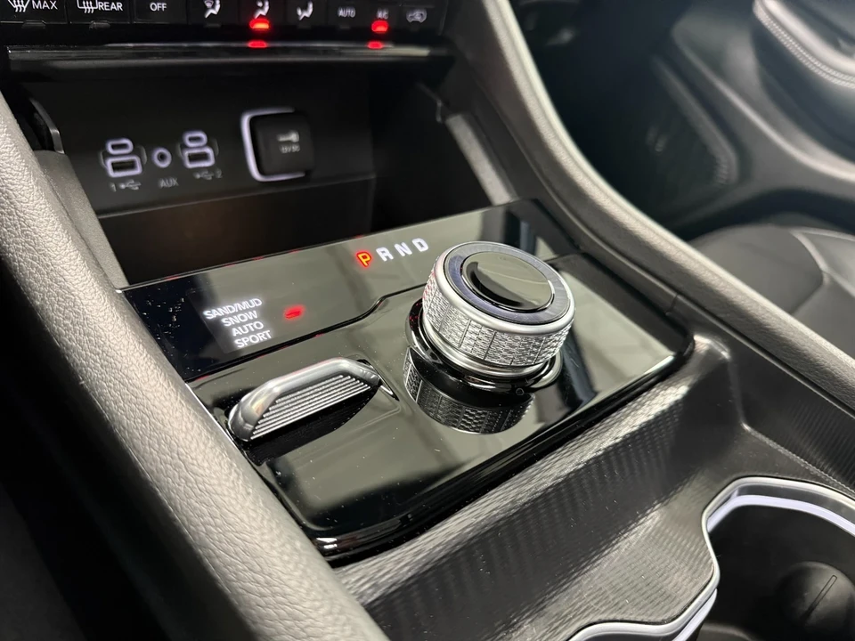 2025 Jeep WL Grand Cherokee - Image 20 of 21