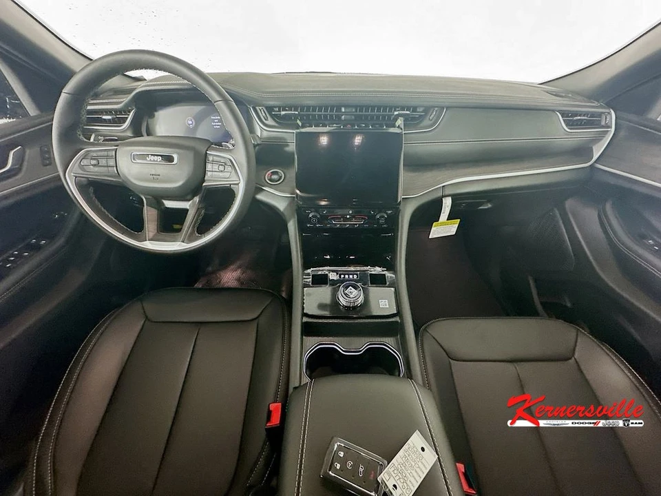 2025 Jeep WL Grand Cherokee - Image 9 of 12