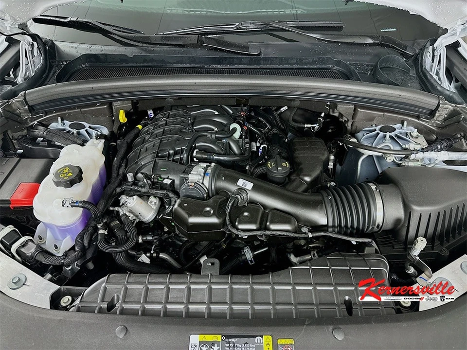 2025 Jeep WL Grand Cherokee - Image 18 of 21