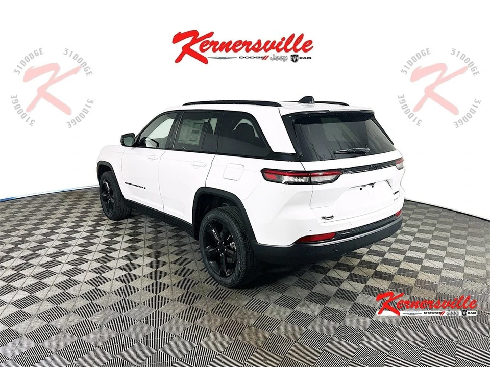 2025 Jeep WL Grand Cherokee - Image 5 of 12