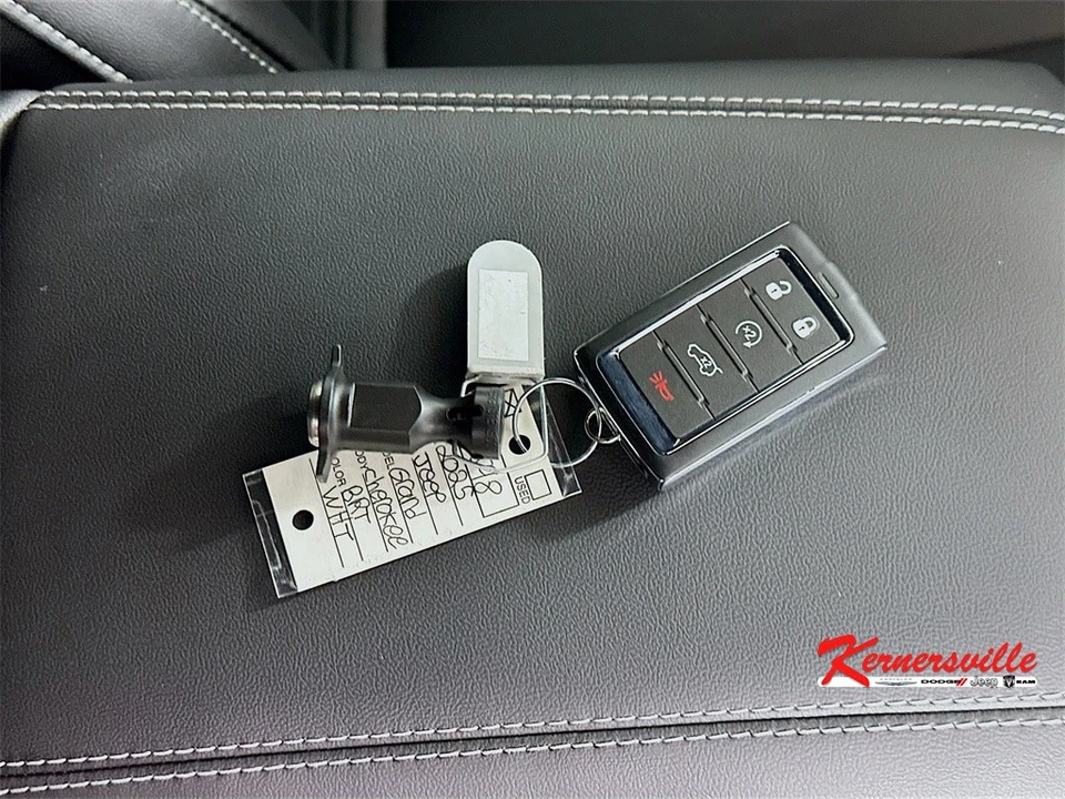 2025 Jeep KL Cherokee - Image 20 of 21