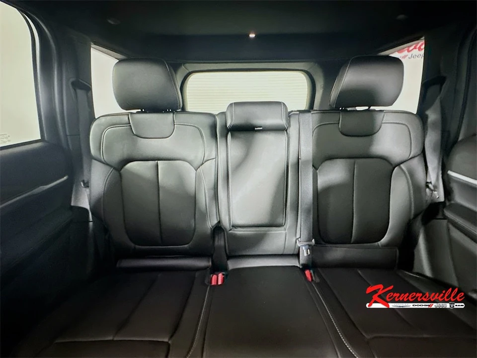 2025 Jeep KL Cherokee - Image 10 of 21