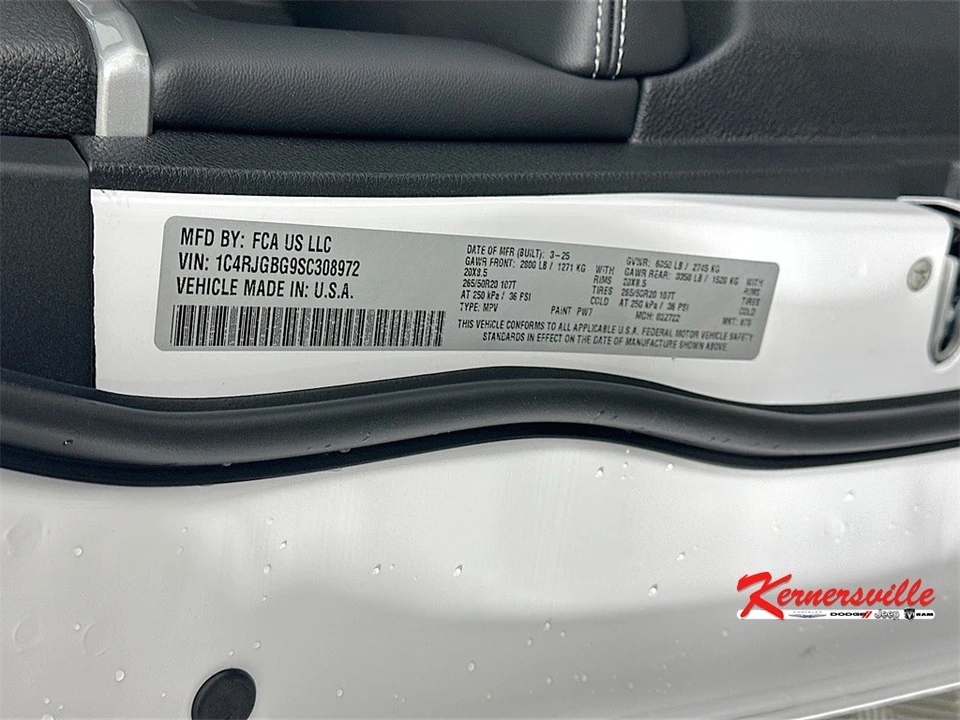 2025 Jeep KL Cherokee - Image 19 of 21