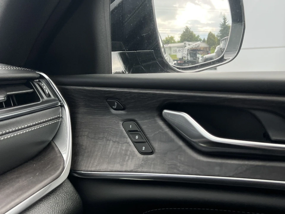 2025 Jeep WL Grand Cherokee - Image 20 of 21