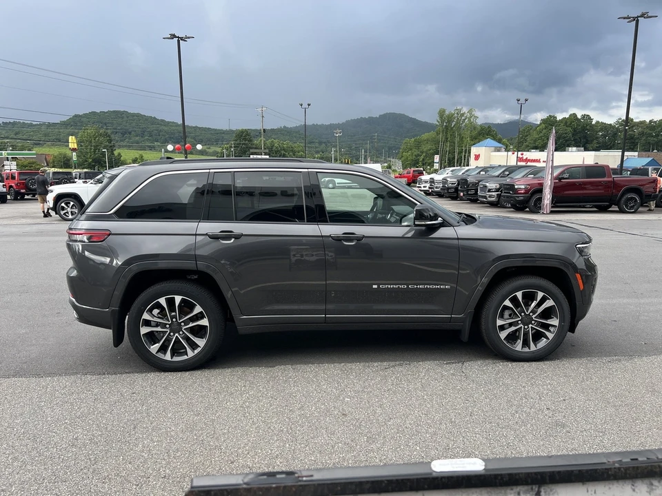2025 Jeep WL Grand Cherokee - Image 4 of 21
