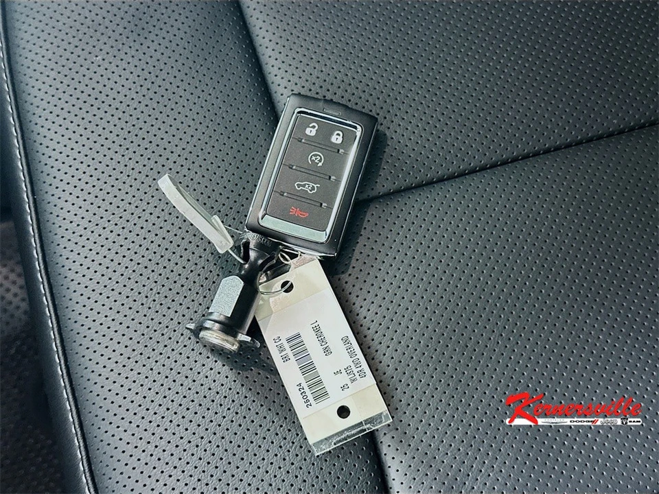 2025 Jeep KL Cherokee - Image 20 of 21