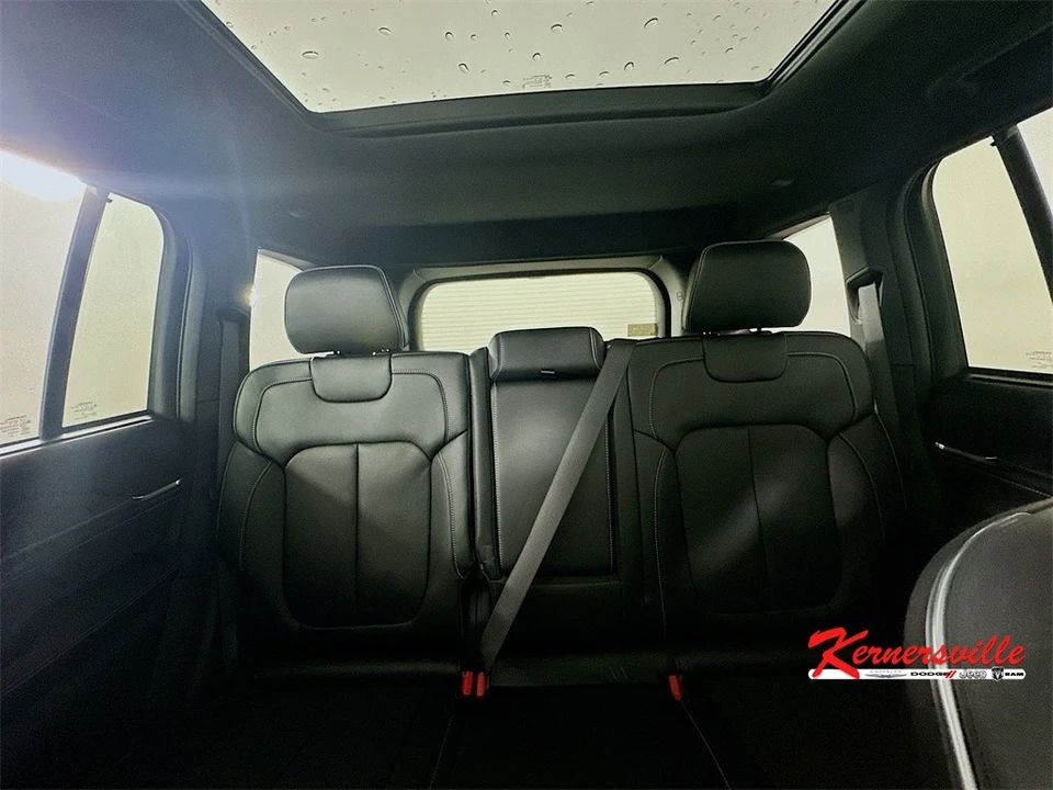 2025 Jeep KL Cherokee - Image 10 of 21