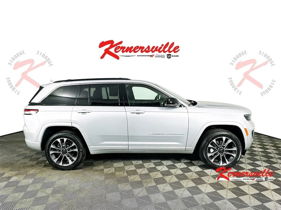 2025 Jeep KL Cherokee - Image 8 of 21