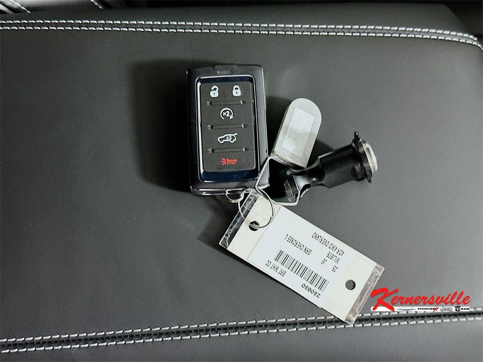 2025 Jeep KL Cherokee - Image 20 of 21