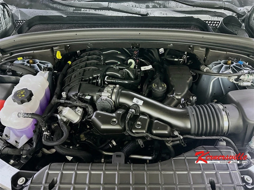 2025 Jeep KL Cherokee - Image 18 of 21