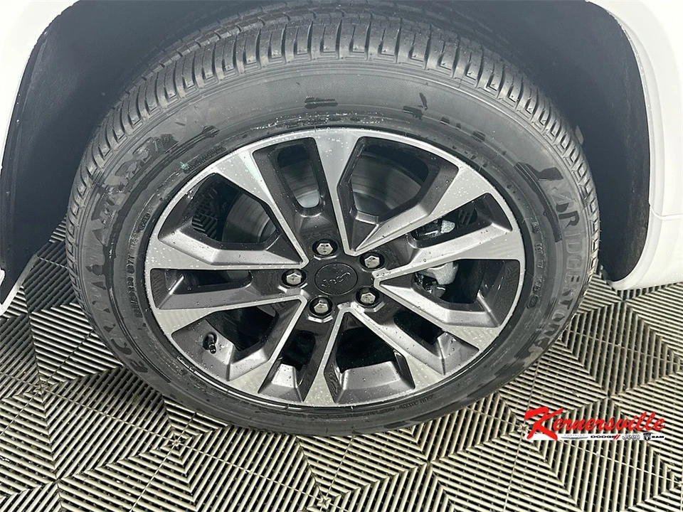 2025 Jeep WL Grand Cherokee - Image 17 of 21