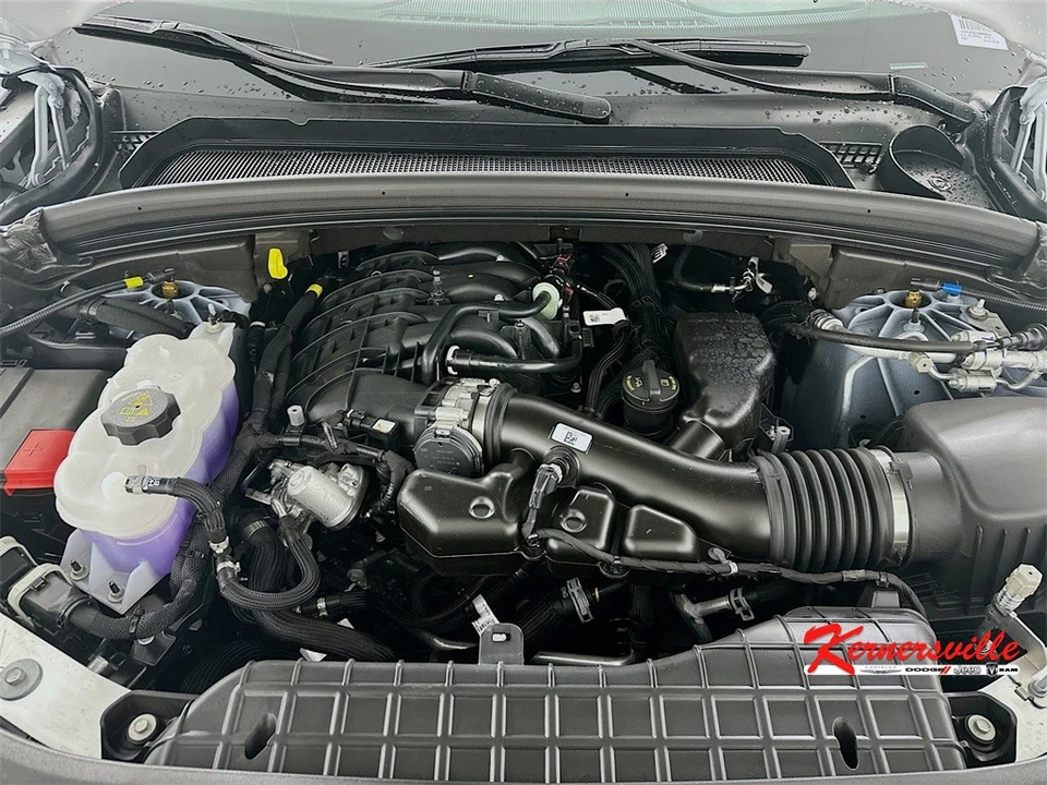 2025 Jeep WL Grand Cherokee - Image 18 of 21