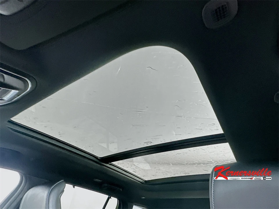 2025 Jeep WL Grand Cherokee - Image 14 of 21