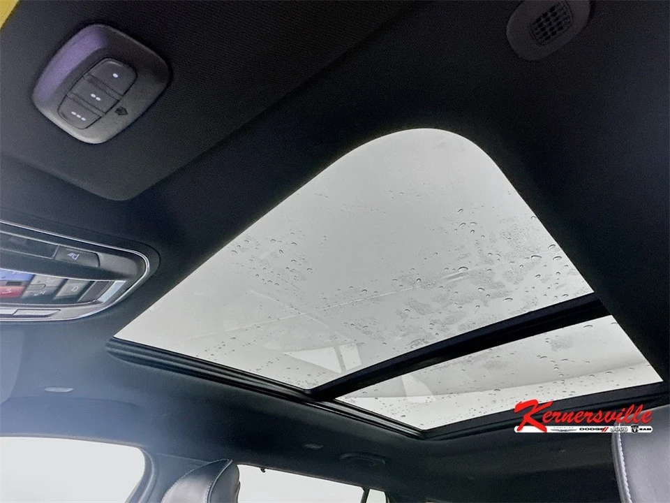 2025 Jeep WL Grand Cherokee - Image 14 of 21