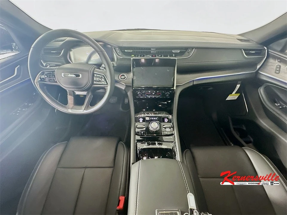 2025 Jeep WL Grand Cherokee - Image 9 of 12
