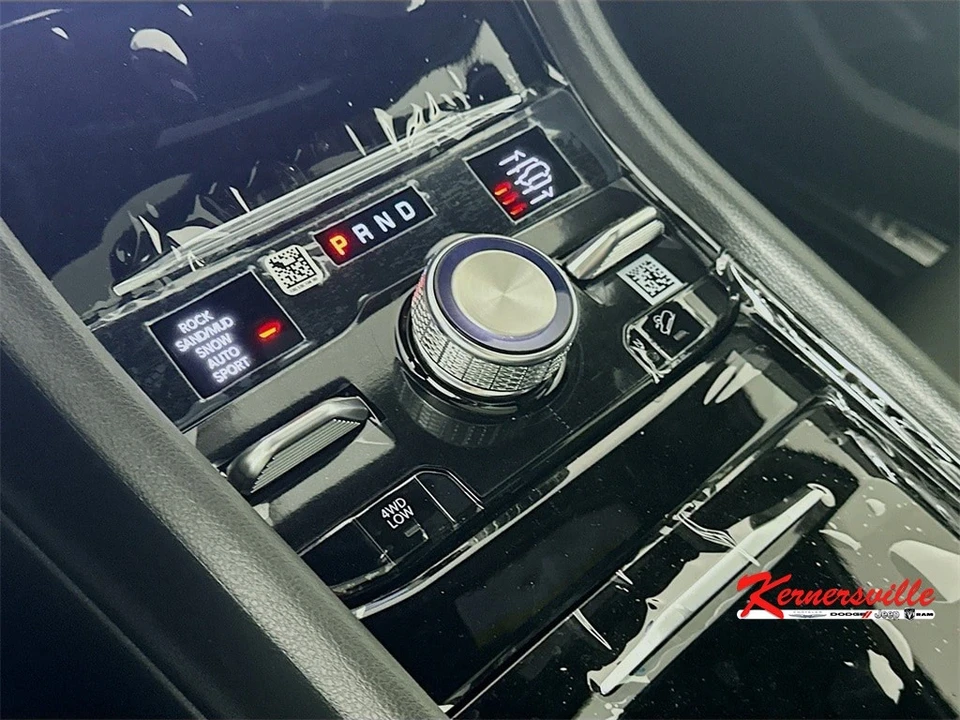 2025 Jeep KL Cherokee - Image 12 of 21