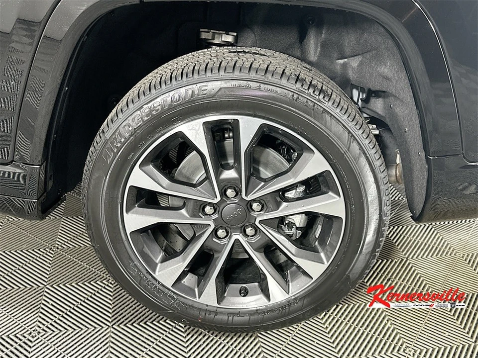 2025 Jeep WL Grand Cherokee - Image 17 of 21