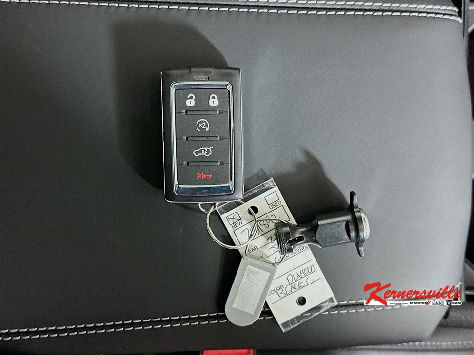 2025 Jeep WL Grand Cherokee - Image 20 of 21