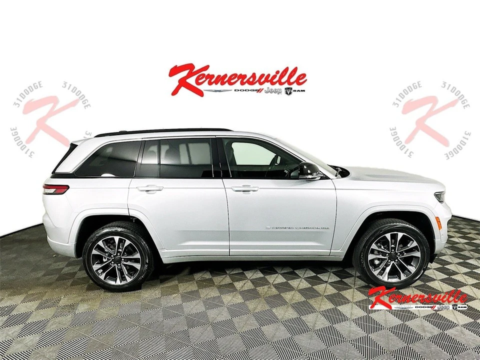 2025 Jeep KL Cherokee - Image 8 of 21