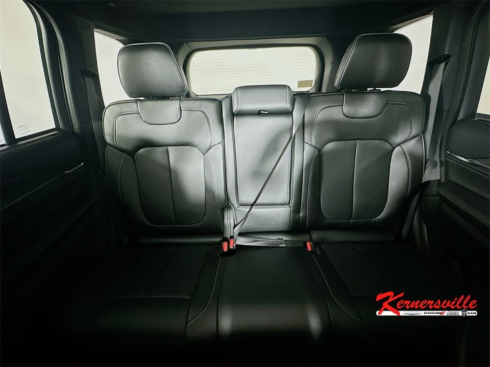 2025 Jeep KL Cherokee - Image 10 of 21