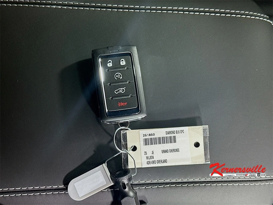 2025 Jeep WL Grand Cherokee - Image 20 of 21