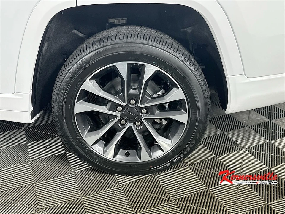 2025 Jeep KL Cherokee - Image 17 of 21